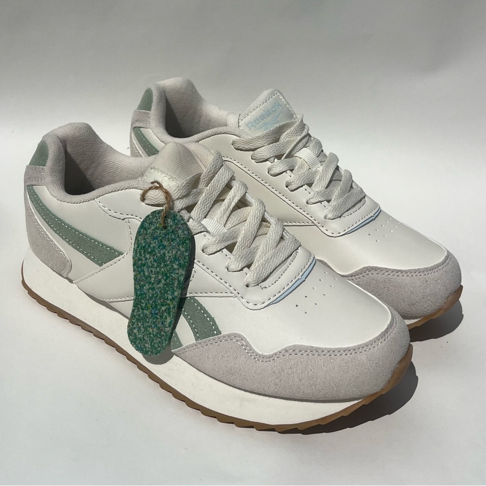 Reebok Sneakers NWT